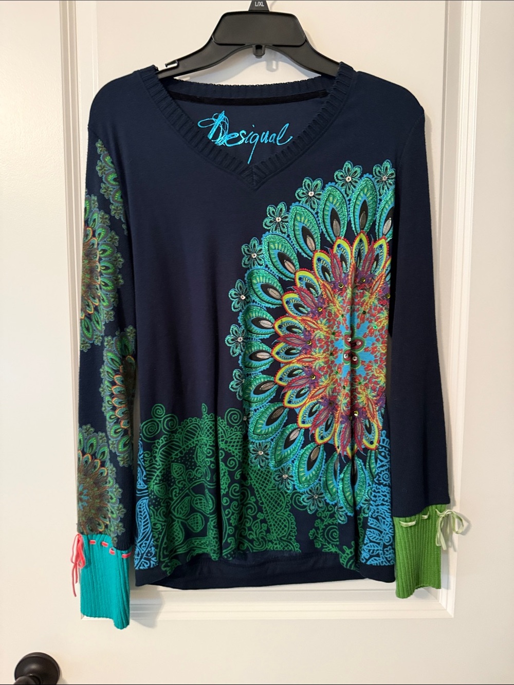 Desigual Navy Long-Sleeve V-Neck Top with Teal & Green Mandala (euro XL)